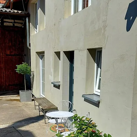 Oberissigheim Apartment